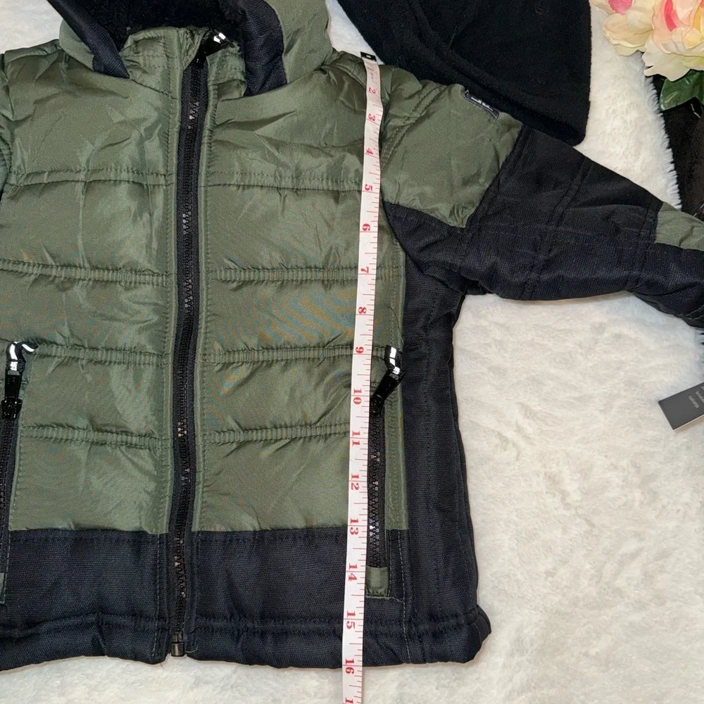 NWT London Fog Boys Green and Black Puffer Jacket with Hat Size 2T